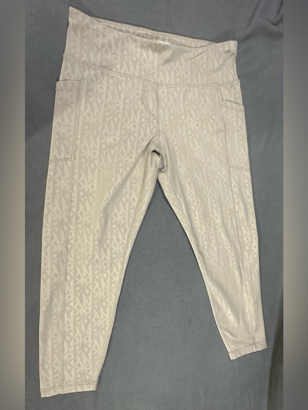 DKNY Light Beige Logo-Print Leggings